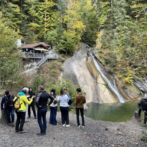 2023_10_14_mitgliederversammlung_alpenstadt_kar_52 Mitgliederversammlung des Vereines Alpenstadt des Jahres am 12. bis 14.10.2023 in Sonthofen - Exkursion am 14.10.2023 in die Starzlachklamm und Mittagessen im Sepplwirt.
